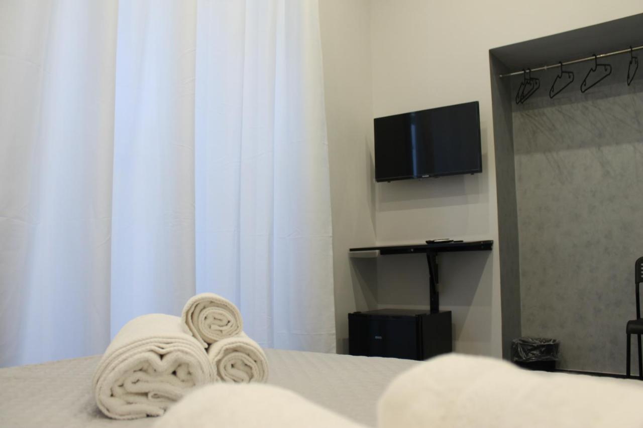 Civico Sedici Hotel Naples Luaran gambar